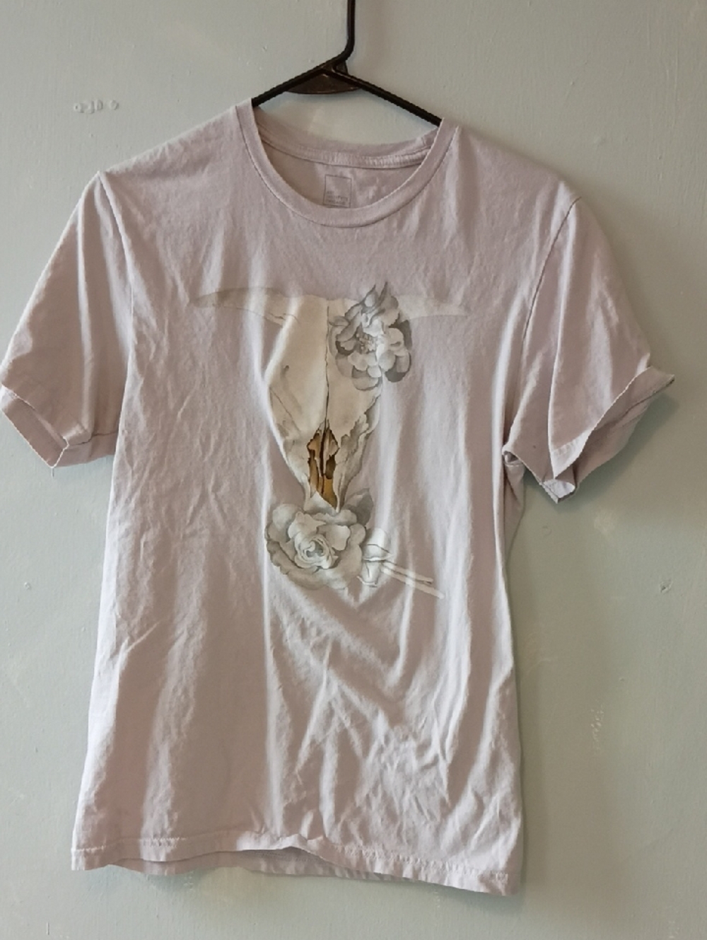 Relaxed Floral Skull Graphic Tee - Light Lavender art institute chicago